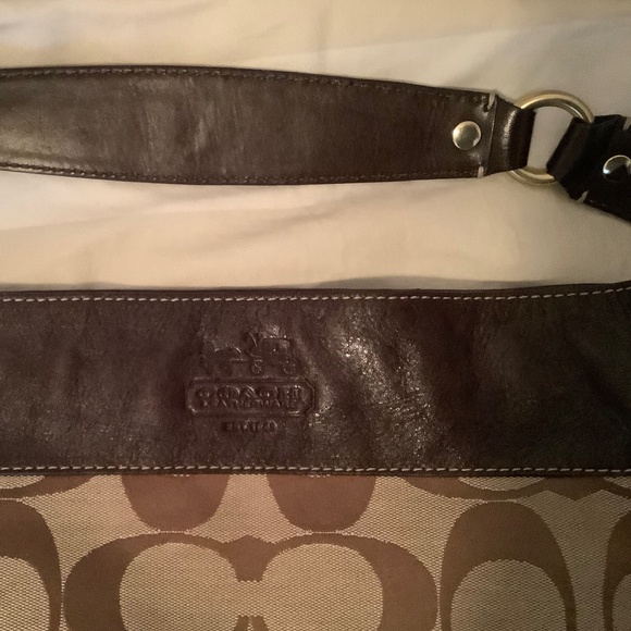 Coach Signature Canvas Hobo Bag - Picture 2 of 4